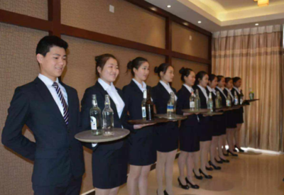 餐飲管理 青春飯背后的職業(yè)現(xiàn)實(shí)與未來路徑